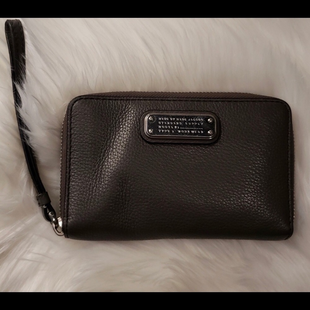 Marc By Marc Jacobs Wristlet Grey